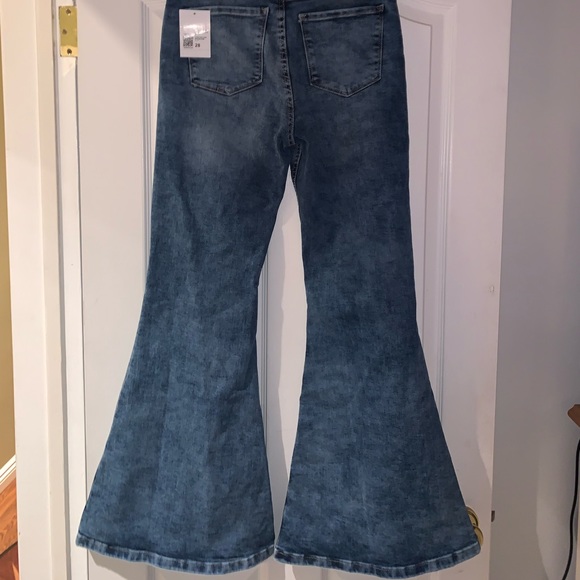 Forever 21 Dark Denim Faded Extra Flared Jeans - Picture 2 of 3